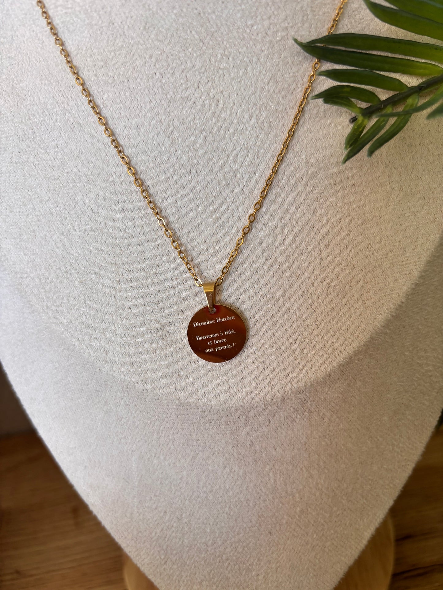 Collier de naissance Décembre/Narcisse or