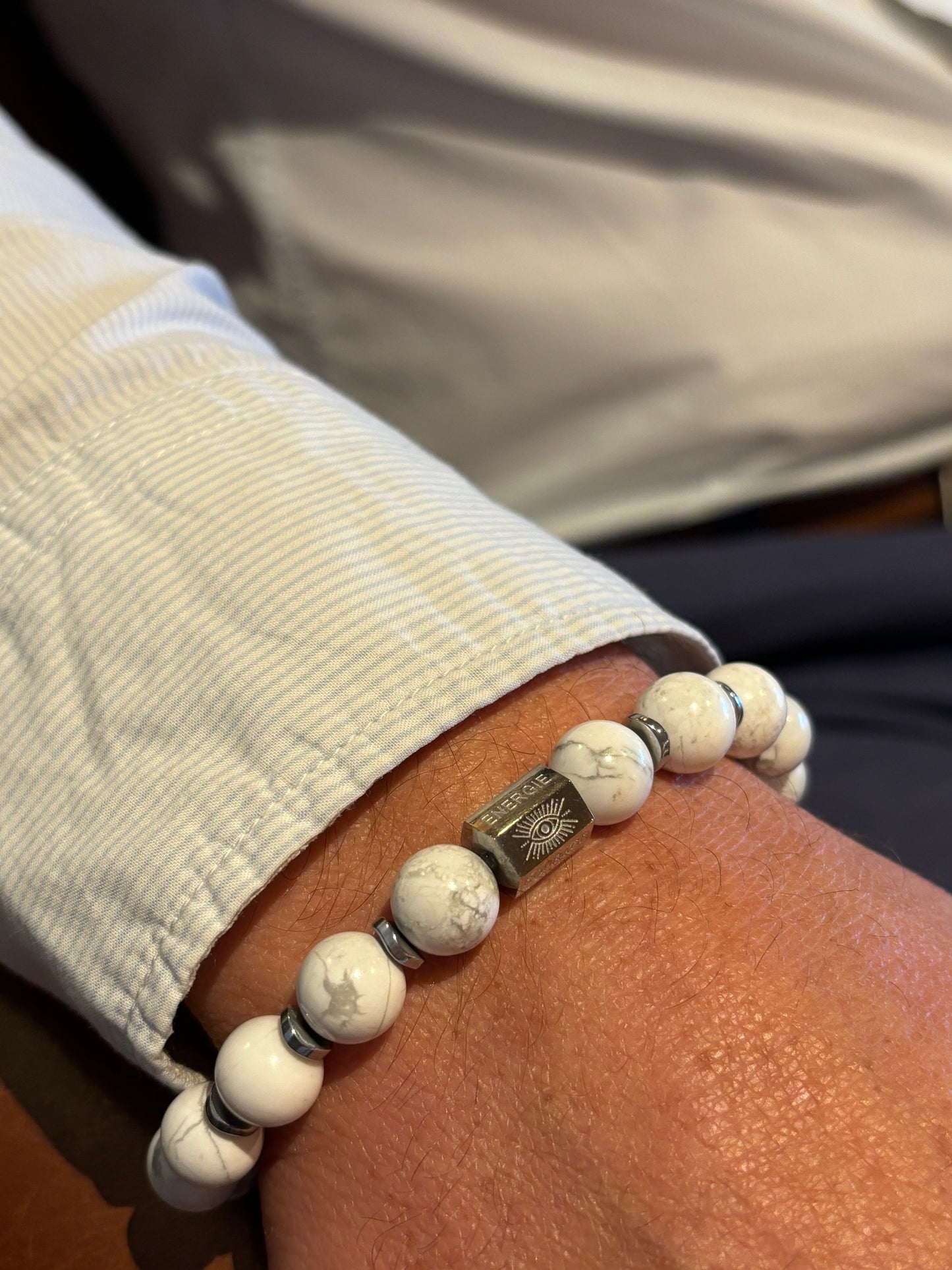 Howlite
