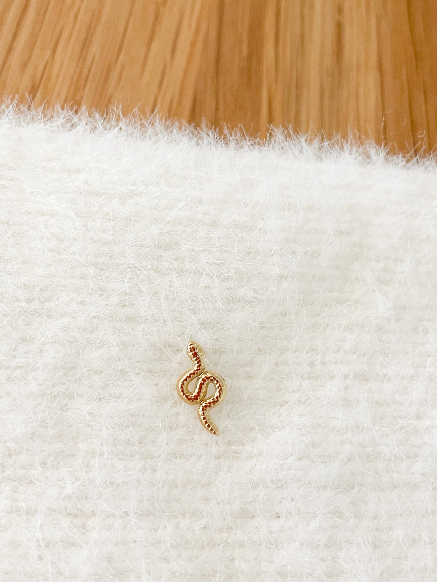 Mono puce d'oreille Serpent