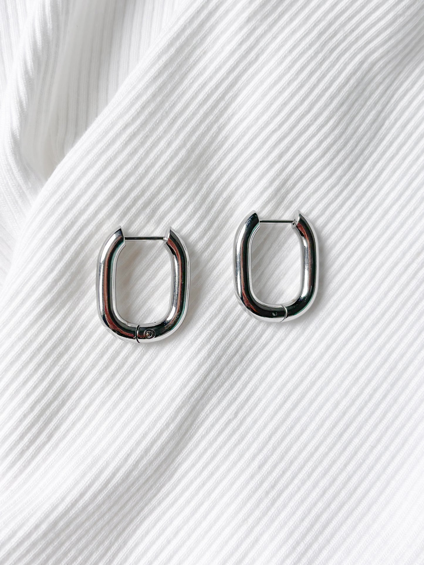 Boucle d'Oreille Créole anneau rectangle ovale
