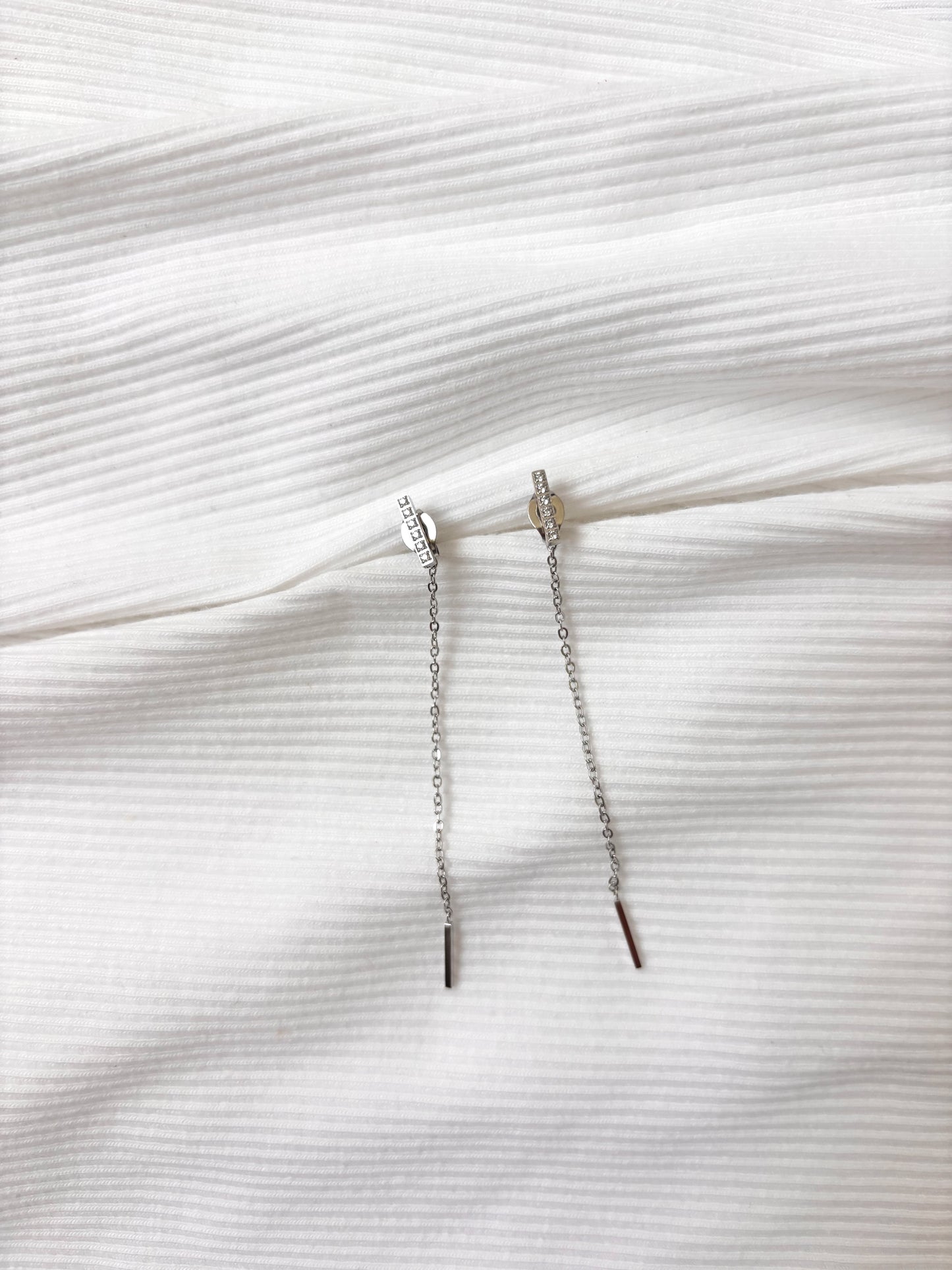 Boucle d'oreille Barre