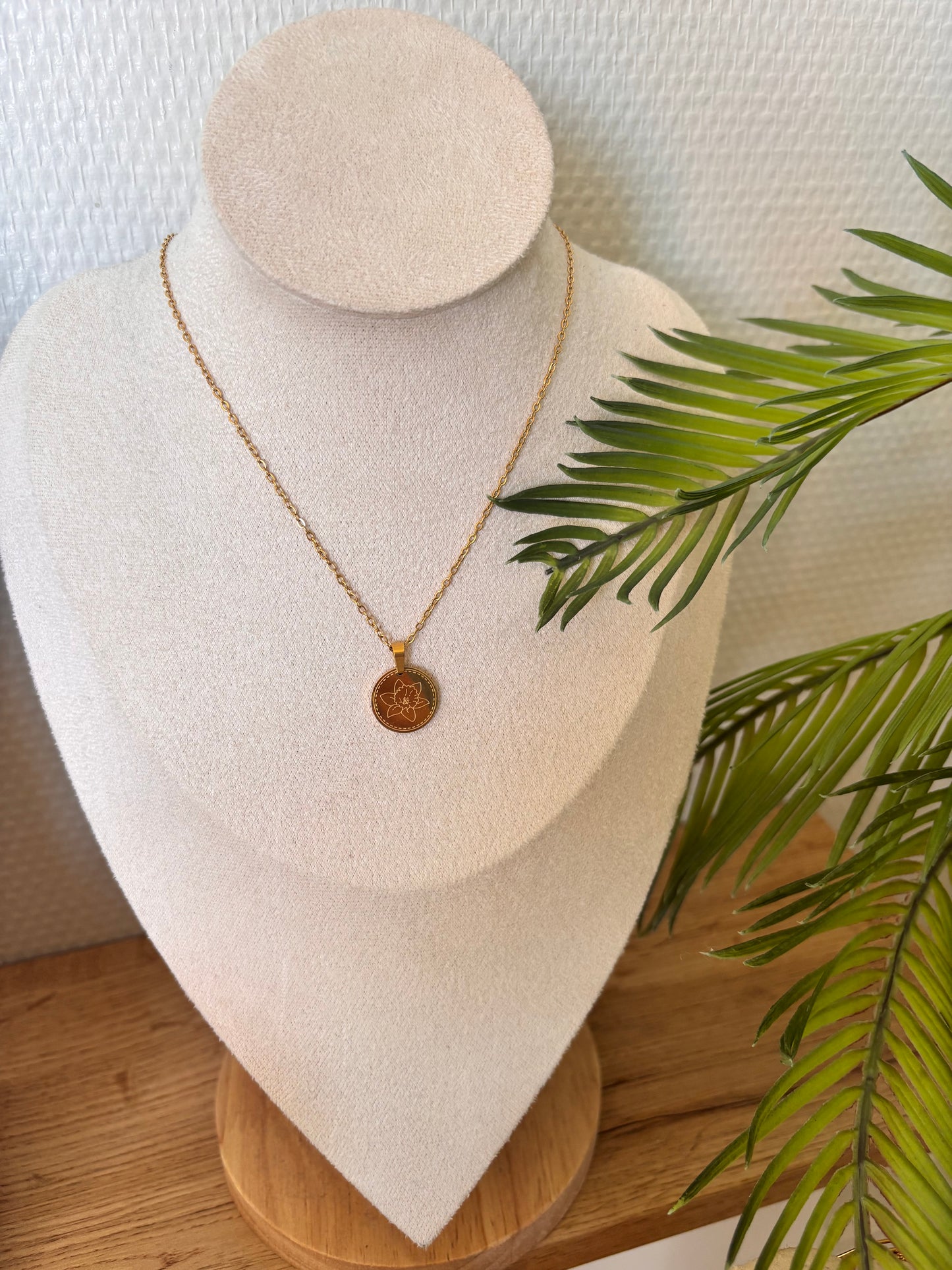 Collier de naissance Mars/Jonquille or